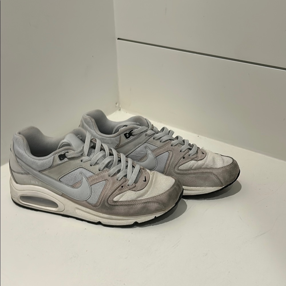 Nike Air Max Command